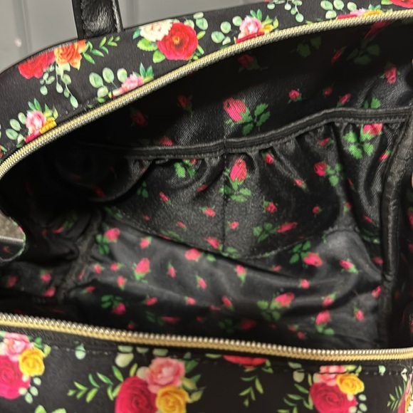 Betsey Johnson Black Floral Makeup Bag - Picture 8 of 11